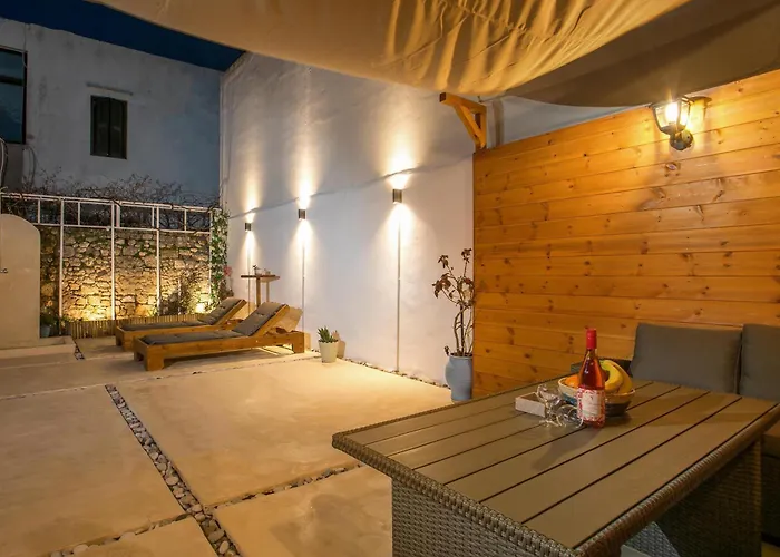 Iriada House