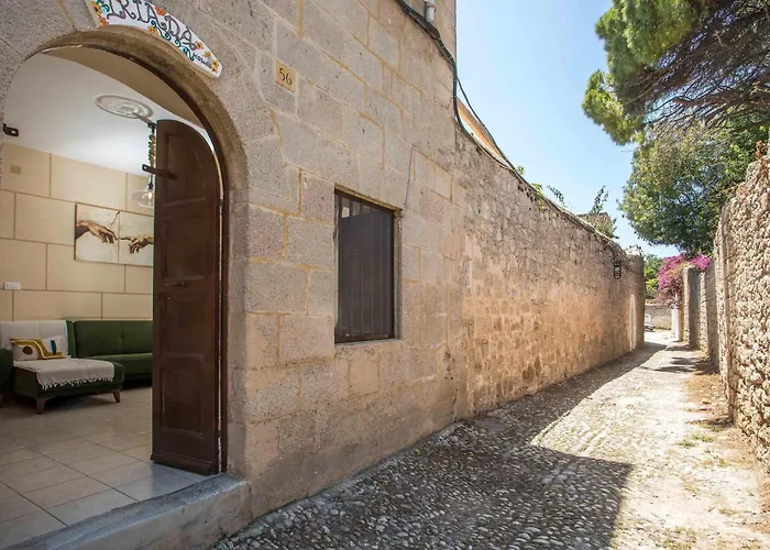 Iriada House
