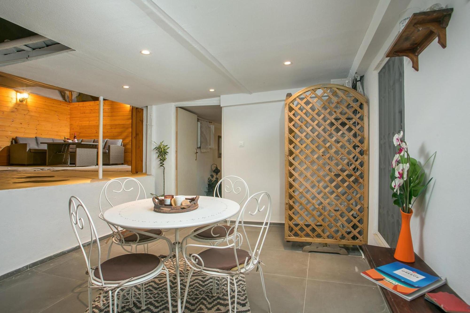 Iriada House 度假居 Rhodes City