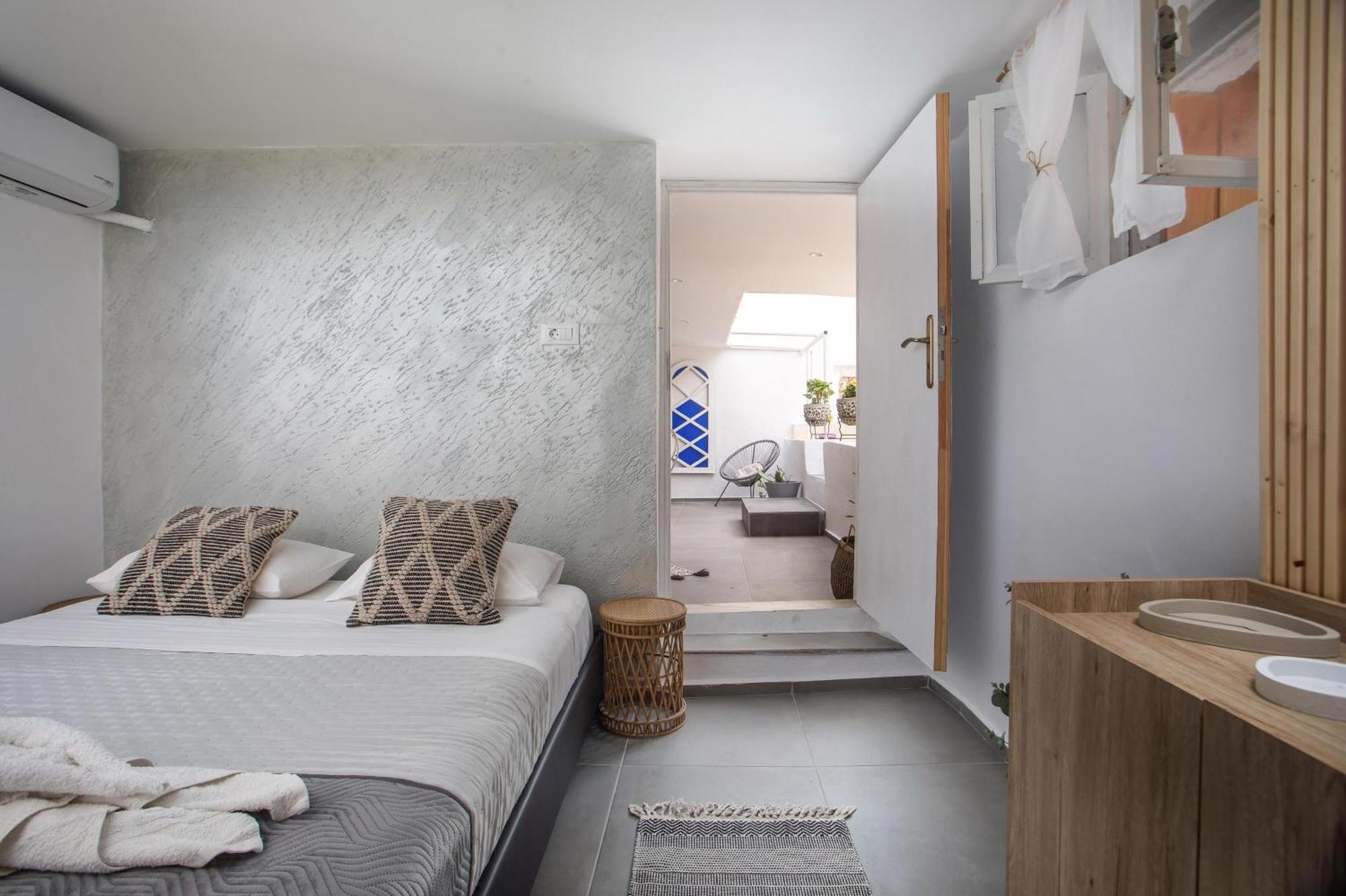 Holiday home Iriada House *