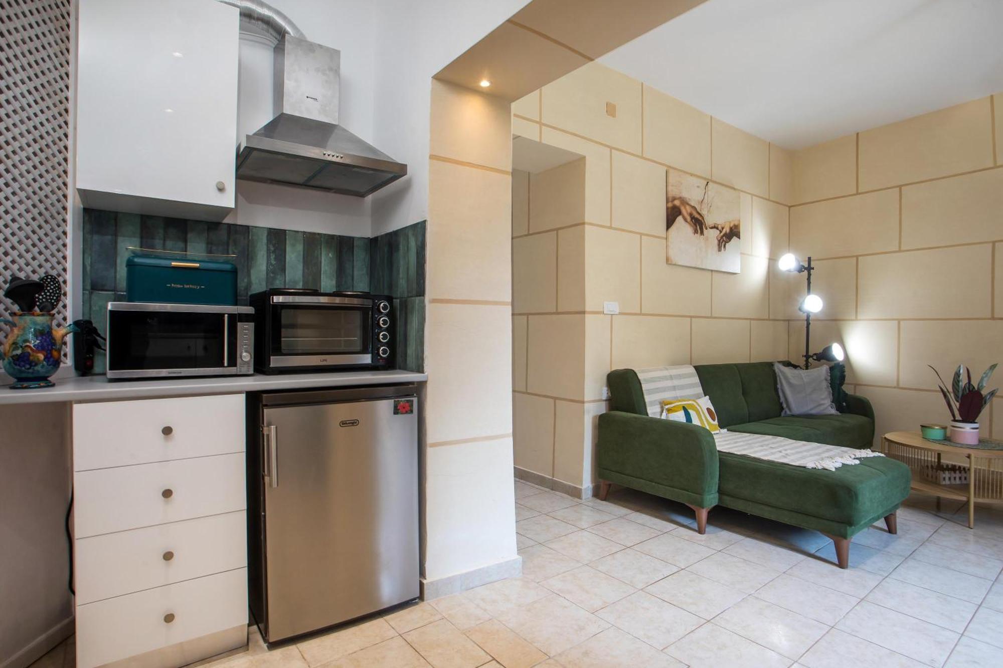 Holiday home Iriada House